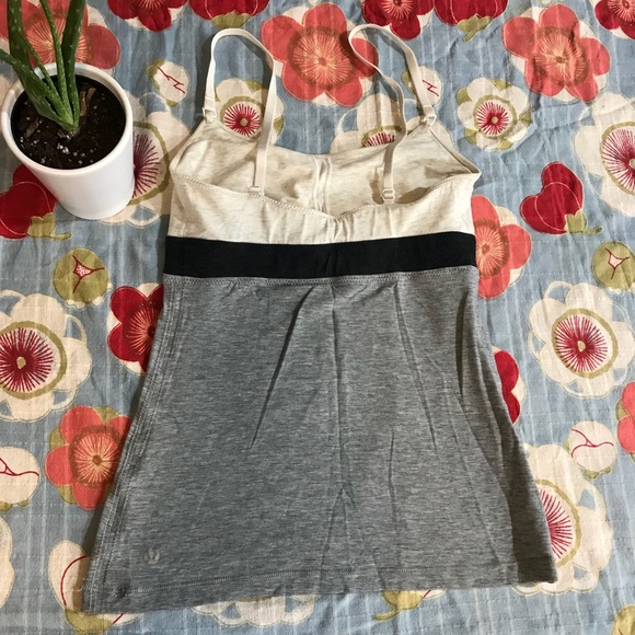 Lululemon Contentment Triangle Tank 2/4 - Picture 4 of 6